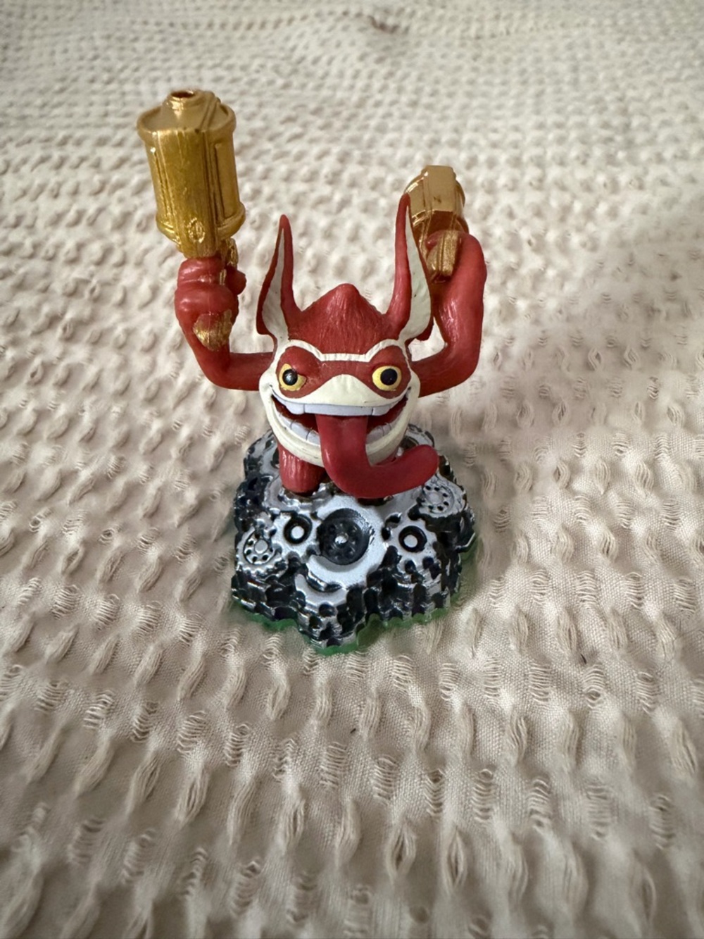 Skylanders trigger happy Spyro adventure character